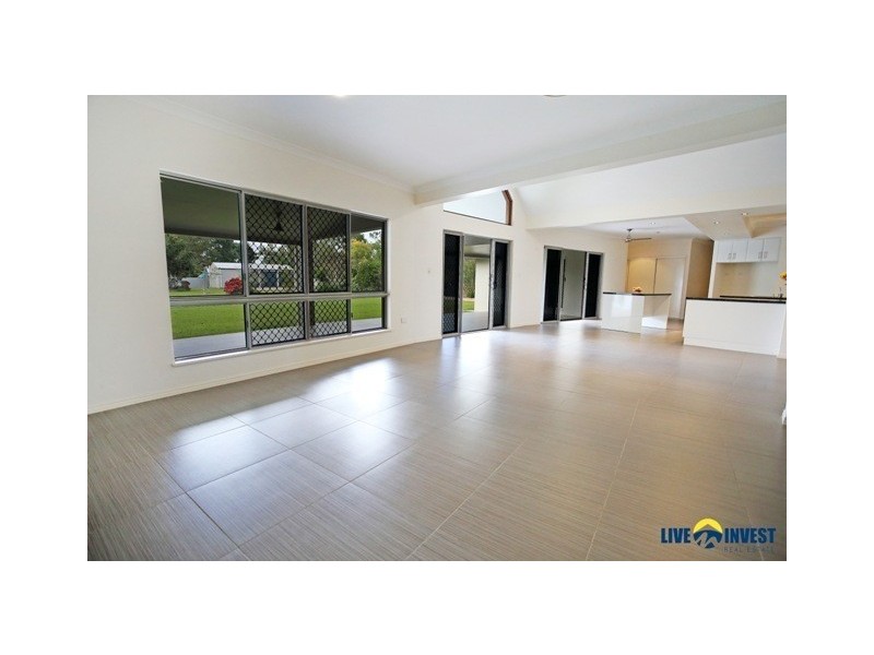 6 Caspian Court, Kelso QLD 4815