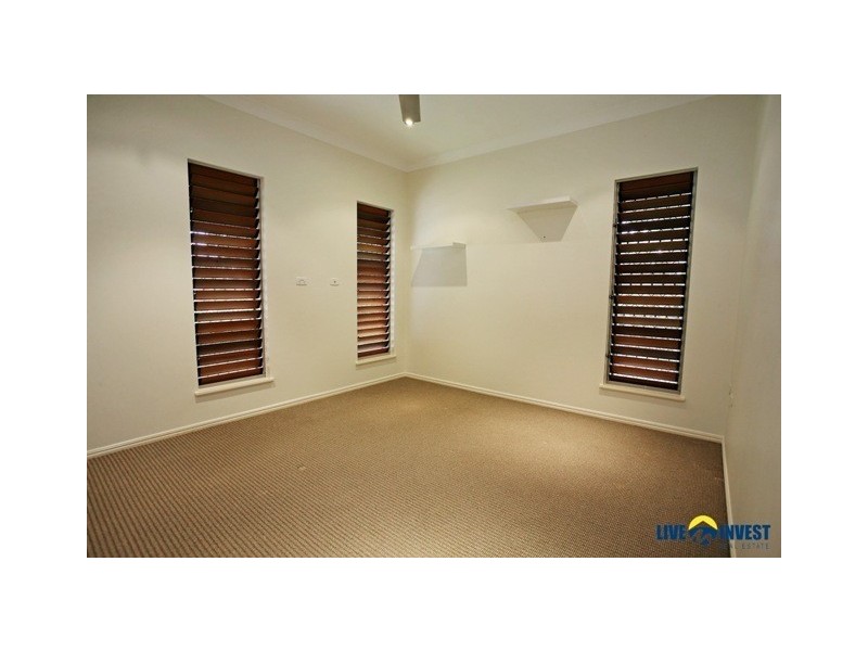 6 Caspian Court, Kelso QLD 4815