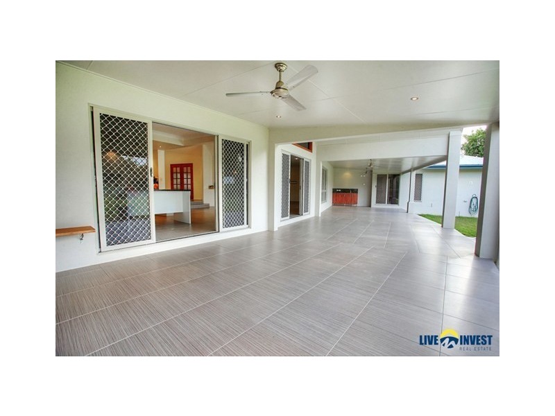6 Caspian Court, Kelso QLD 4815