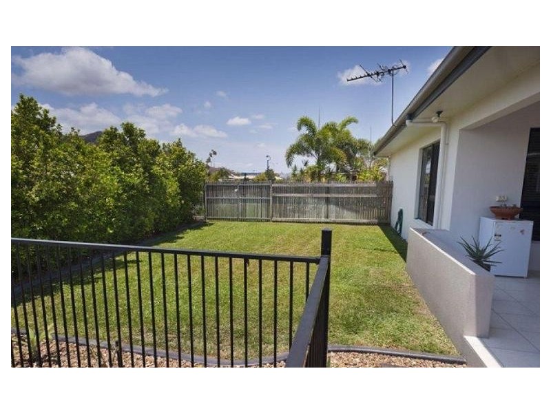 14 Waterdragon Link, Douglas QLD 4814