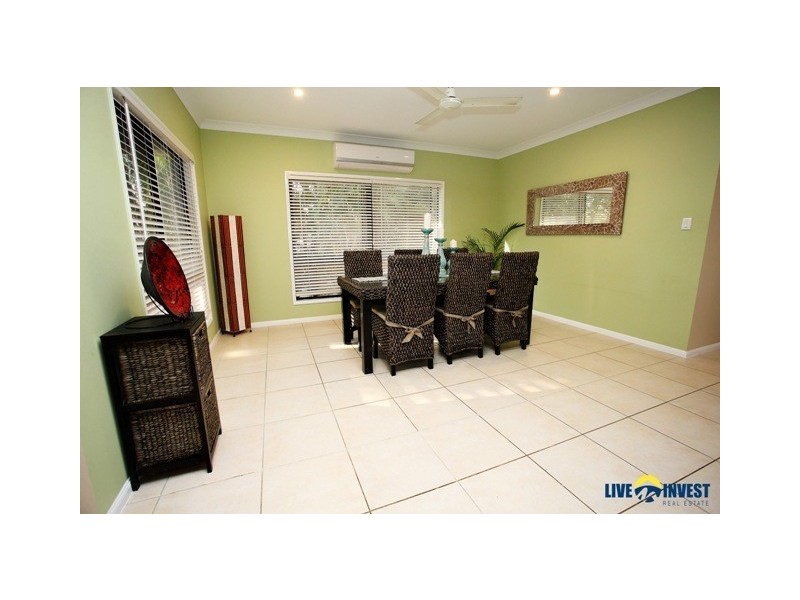 30 Greentree Circuit, Bushland Beach QLD 4818