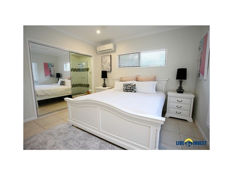 30 Greentree Circuit, Bushland Beach QLD 4818