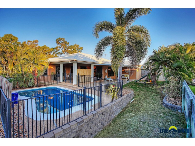 30 Greentree Circuit, Bushland Beach QLD 4818