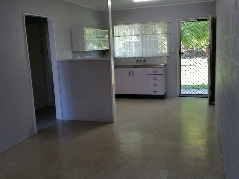 2/22 Tyrrell Street, Gulliver QLD 4812