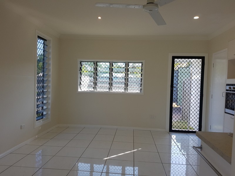 27 Manuka Court, Bushland Beach QLD 4818