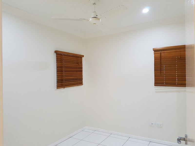 27 Manuka Court, Bushland Beach QLD 4818