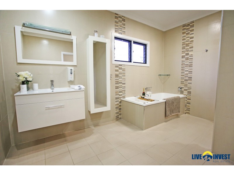 292 Kelso Drive, Kelso QLD 4815