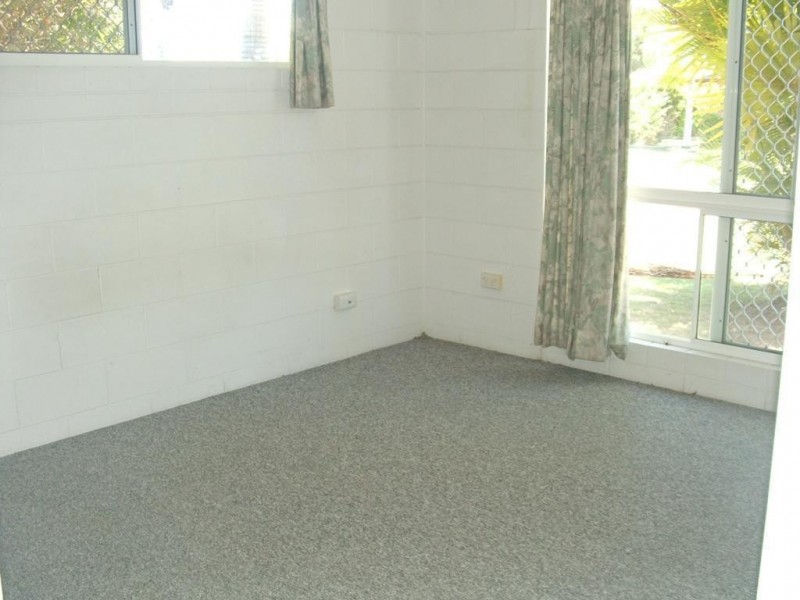 20 Lyndhurst Street, Mount Louisa QLD 4814