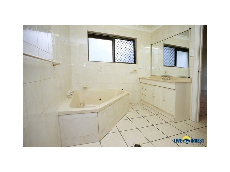 23 Oldenburg Place, Kelso QLD 4815