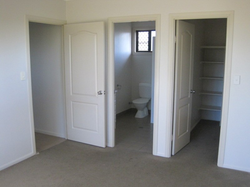 8 Summerland Drive, Deeragun QLD 4818