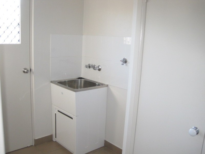 8 Summerland Drive, Deeragun QLD 4818