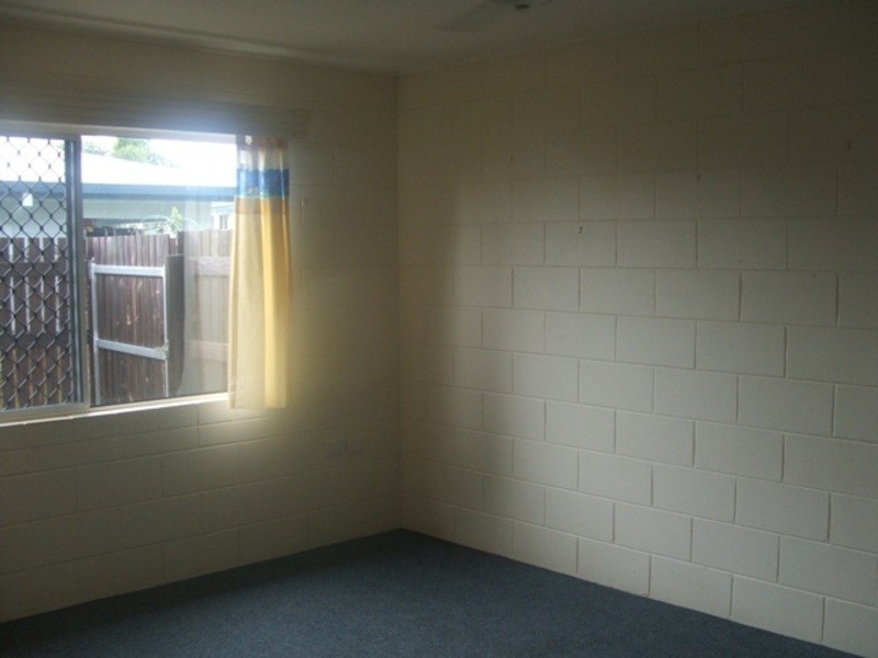 2/42 Churinga Street, Kirwan QLD 4817