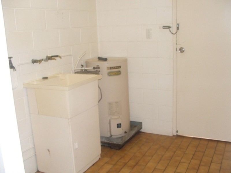 2/42 Churinga Street, Kirwan QLD 4817