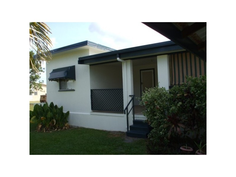 8 Holroyd Street, Wulguru QLD 4811