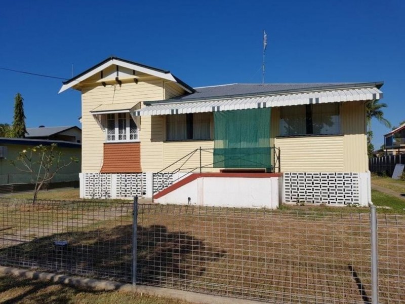 54 Park Street, Pimlico QLD 4812