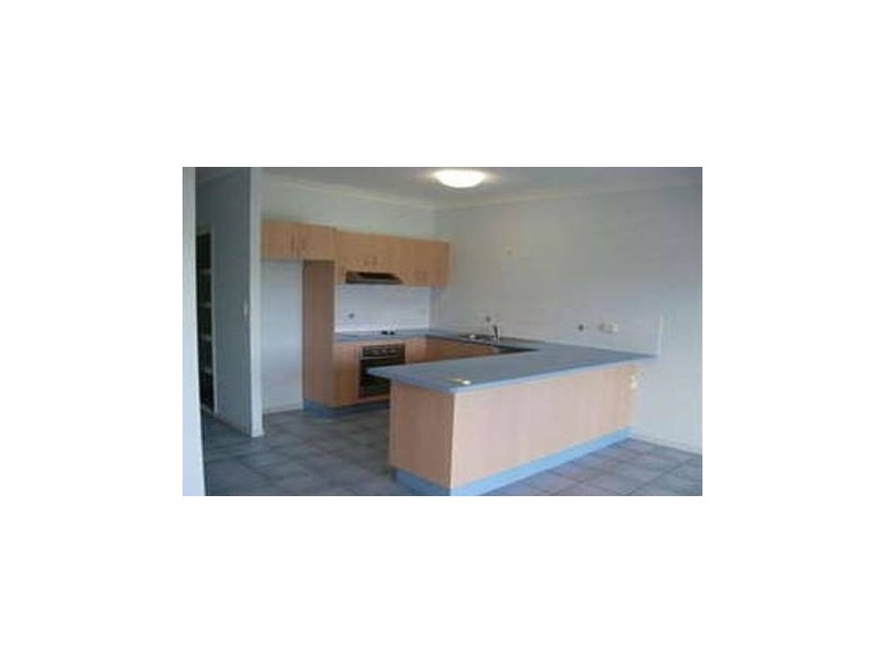 1/2 Macrossan Street, South Townsville QLD 4810