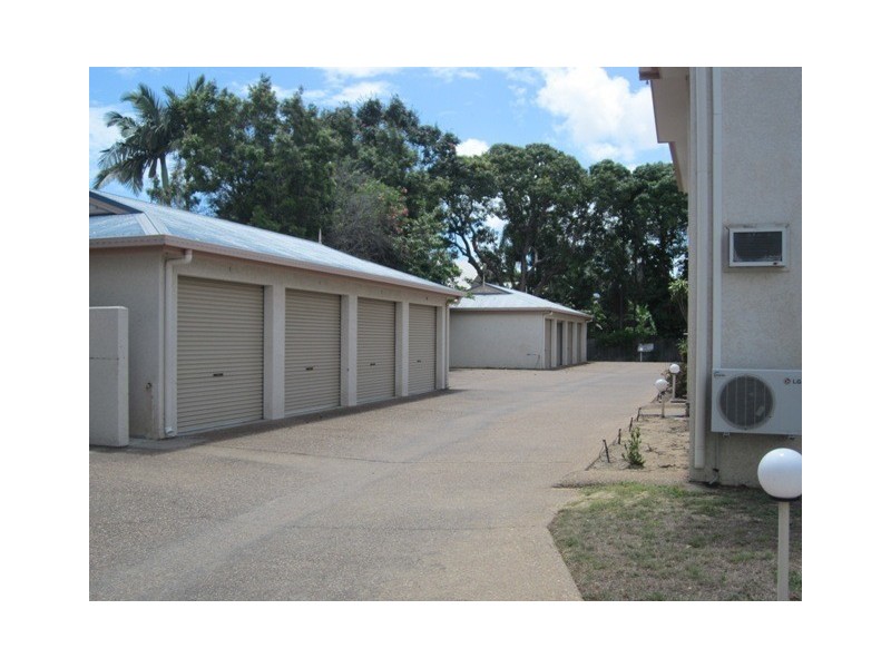 1/2 Macrossan Street, South Townsville QLD 4810