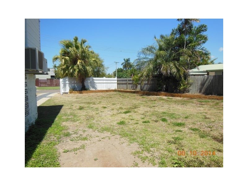 1 Granados Street, Kirwan QLD 4817