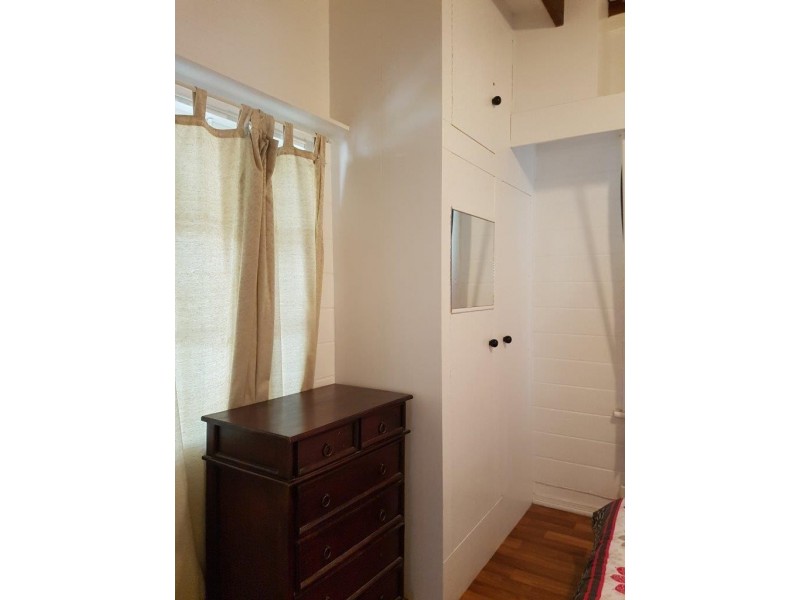 42 Griffith Street, South Townsville QLD 4810