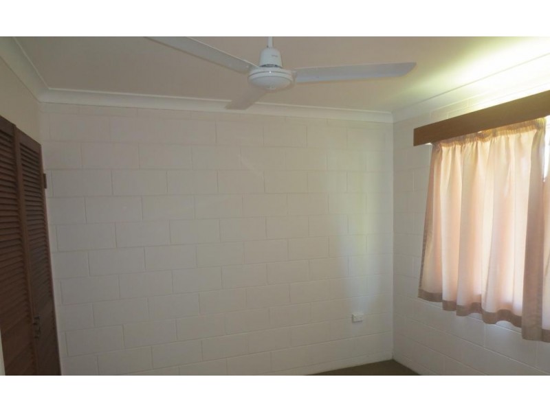 2/31 President Street, Kirwan QLD 4817