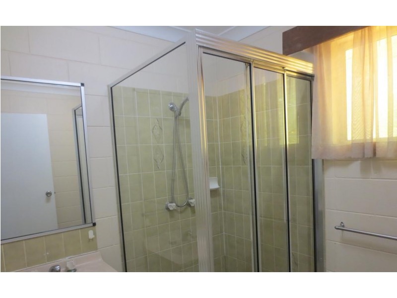 2/31 President Street, Kirwan QLD 4817