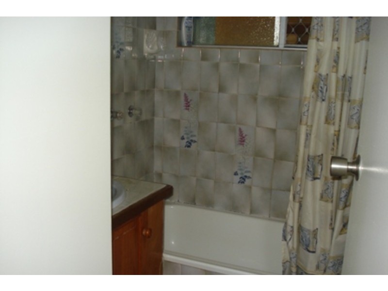 4 Champagne Cres, Kelso QLD 4815