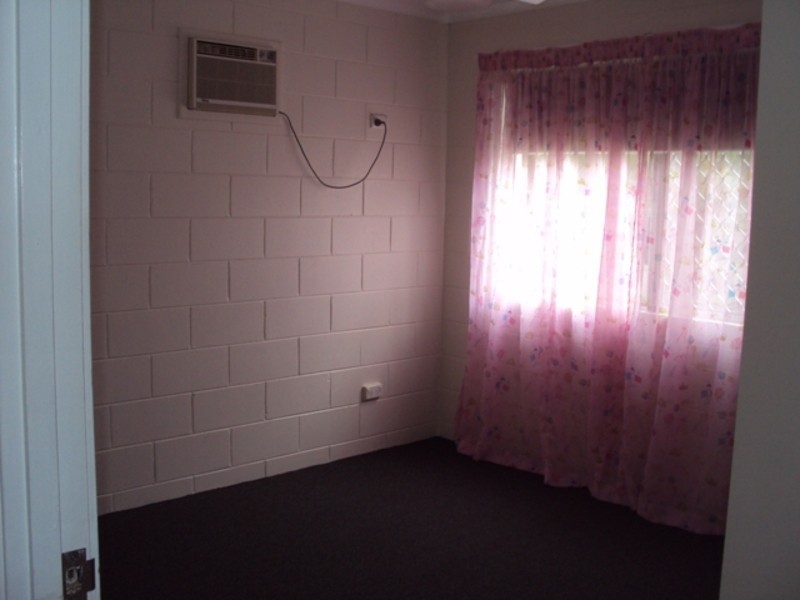 8 Sonia Street, Rasmussen QLD 4815