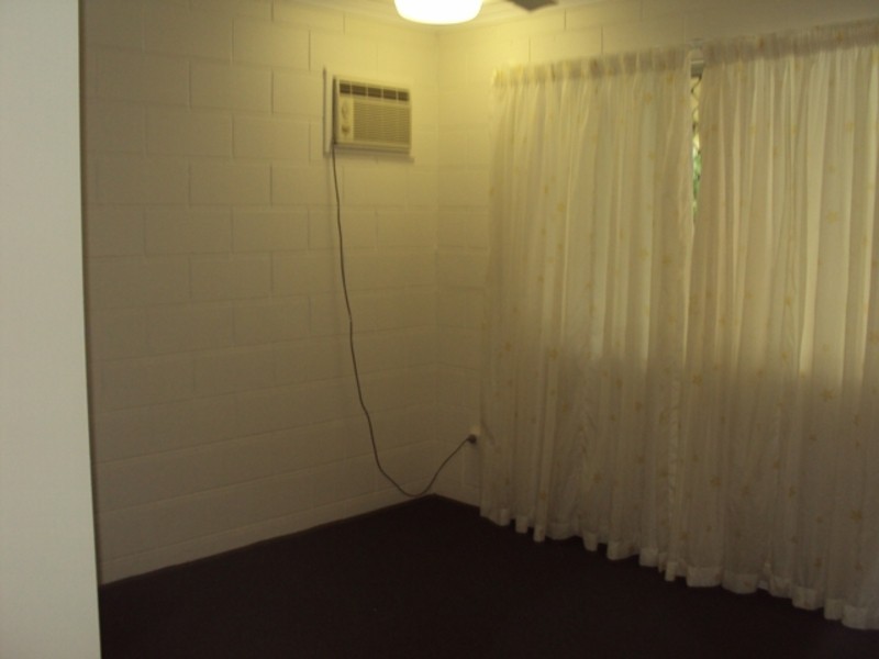 8 Sonia Street, Rasmussen QLD 4815