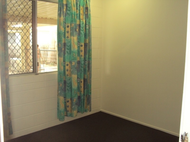 8 Sonia Street, Rasmussen QLD 4815