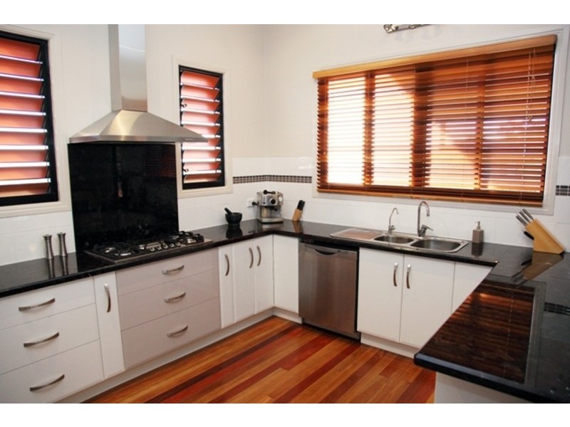 15 Kiandra Place, Mount Louisa QLD 4814