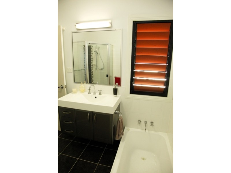 15 Kiandra Place, Mount Louisa QLD 4814