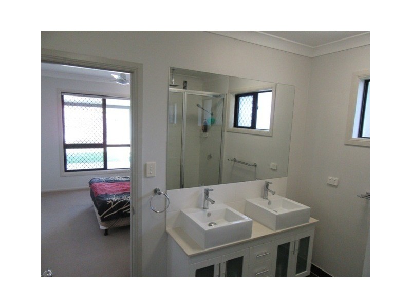19 Ashmore Crescent, Burdell QLD 4818