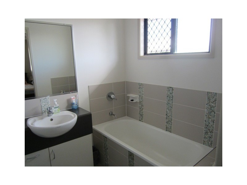 66 Franklin Drive, Mount Louisa QLD 4814