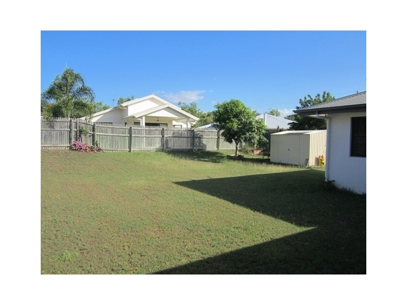 66 Franklin Drive, Mount Louisa QLD 4814