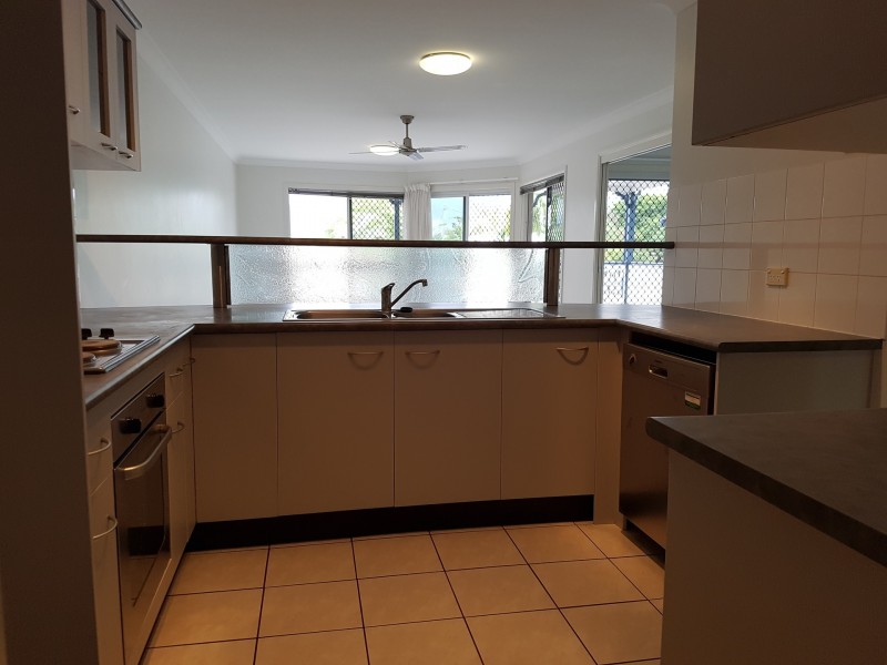 3/12 Hirst Street, Hermit Park QLD 4812