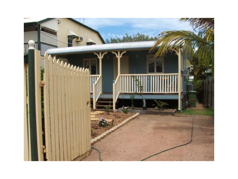 7 Musgrave Street, West End QLD 4810