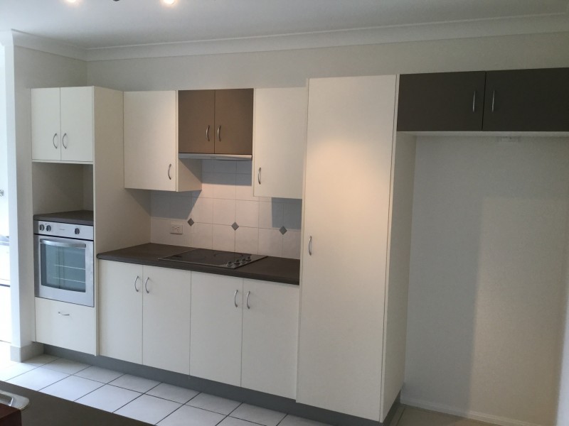 9/10 Renecol Avenue, Rasmussen QLD 4815