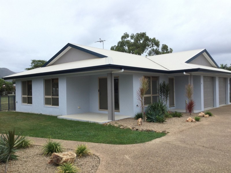 9/10 Renecol Avenue, Rasmussen QLD 4815