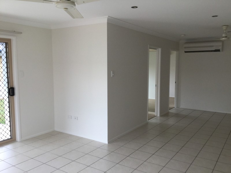 9/10 Renecol Avenue, Rasmussen QLD 4815