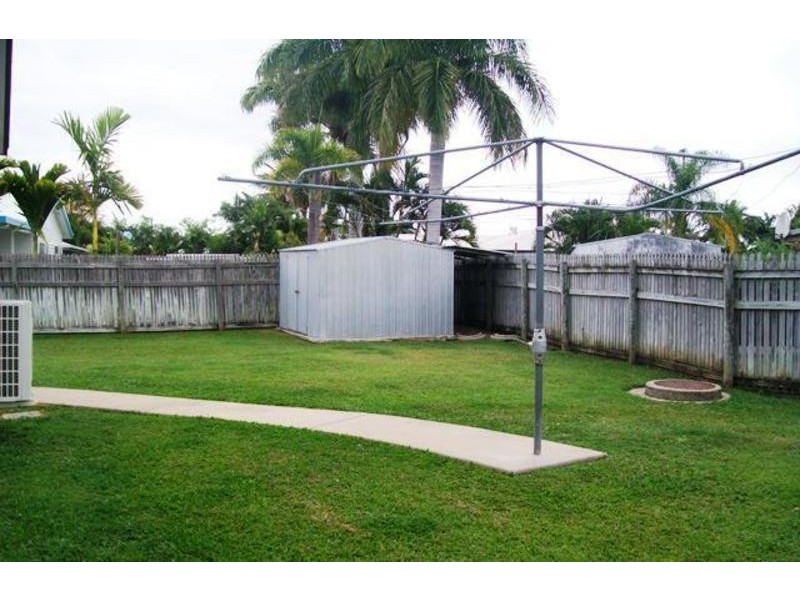 64 Glenrock Drive, Rasmussen QLD 4815