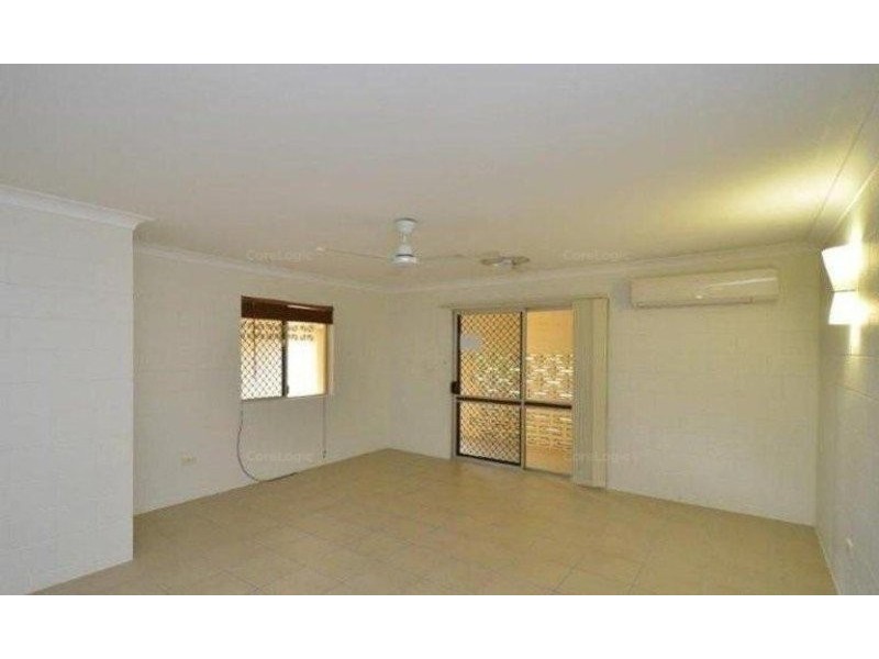 1/4 Barrallier Close, Cranbrook QLD 4814