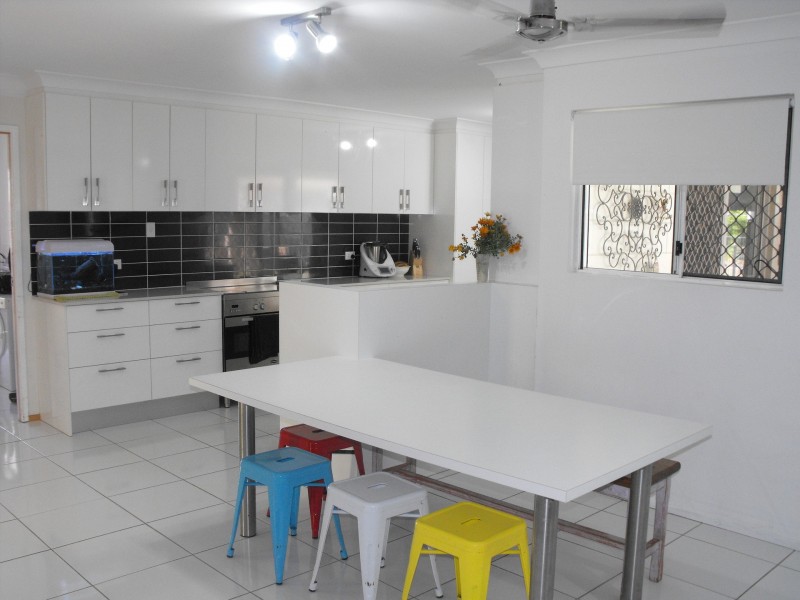 27 Mount Margaret Drive, Rangewood QLD 4817