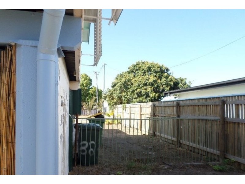 32 Begg Street, Gulliver QLD 4812