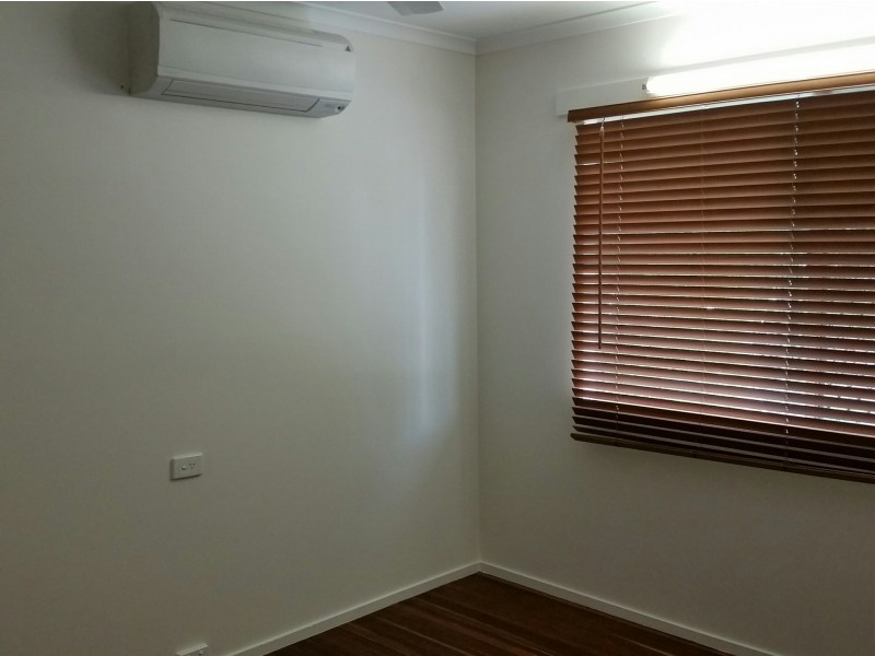 10 Aloomba Crescent, Cranbrook QLD 4814