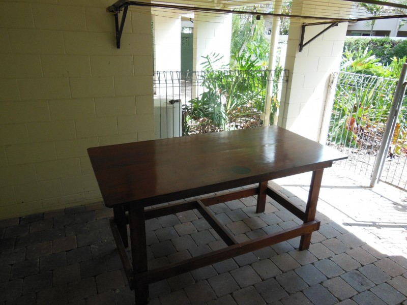 2/8 Goldring Street, Hermit Park QLD 4812