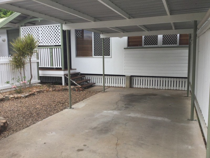 2/55 Albany Road, Hyde Park QLD 4812