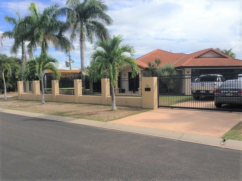 13 Waterside Place, Idalia QLD 4811