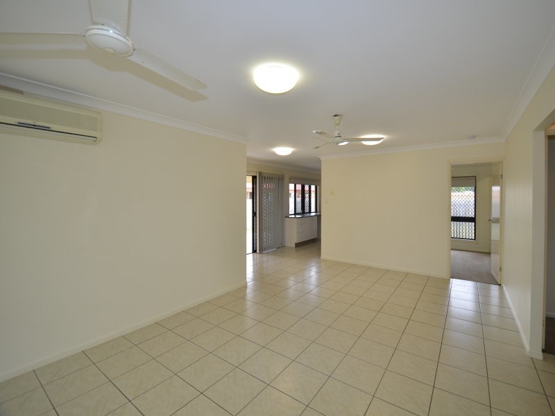 2/43 Santal Drive, Rasmussen QLD 4815