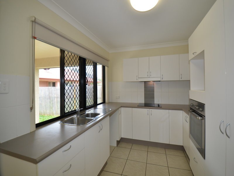 2/43 Santal Drive, Rasmussen QLD 4815