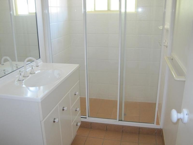 2/92 Regatta Crescent, Douglas QLD 4814